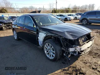 2015 BMW 5 Series 550i xDrive с VIN WBAKP9C54FD693721, выставлен на аукционе Copart как лот 83348714 с пробегом 59 993 миль миль и Списание • Salvage title. История ставок и продаж доступна на DreamBid. Изображение 4.