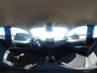 2025 Toyota Corolla LE z VIN 5YFB4MDEXSP259601, wystawiony jako IAAI lot #42313569 z przebiegiem 9255 mil mil oraz . Historia ofert i sprzedaży dostępna na DreamBid. Obrazek 19.