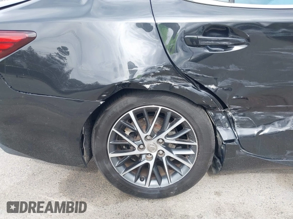 2018 Lexus ES with VIN 58ABK1GG0JU088946, listed as a IAAI auction lot 41720270 with 154,064 mi miles. Bid and sale history available at carsss.com. Image 6.