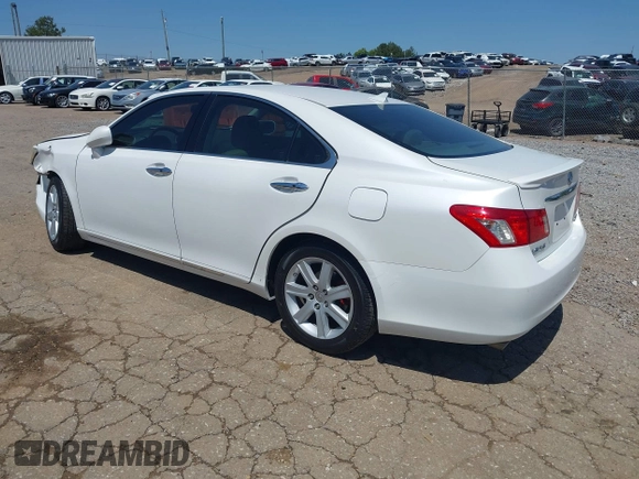 2008 Lexus ES 350 with VIN JTHBJ46G882270626, listed as a IAAI auction lot 42038634 with 175,709 mi miles. Bid and sale history available at carsss.com. Image 3.