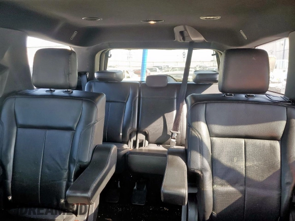2020 Ford Expedition XLT с VIN 1FMJU1HT5LEA18302, выставлен на аукционе Copart как лот 53125585 с пробегом 89 981 миль миль и Списание • Salvage title. История ставок и продаж доступна на DreamBid. Изображение 10.