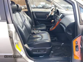 2001 Lexus RX 300 with VIN JTJHF10U010226631, listed as a IAAI auction lot 41952752 with 64,405 mi miles. Bid and sale history available at carsss.com. Image 5.