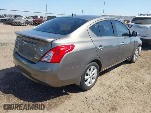 2012 Nissan Versa SV with VIN 3N1CN7AP8CL906636, listed as a IAAI auction lot 42007827 with 111,627 mi miles. Bid and sale history available at carsss.com. Image 4.