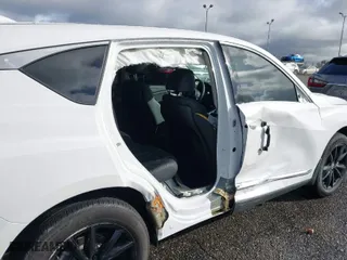 2024 Acura RDX with VIN 5J8TC2H31RL012072, listed as a IAAI auction lot 41583192 with 8,785 mi miles. Bid and sale history available at carsss.com. Image 6.