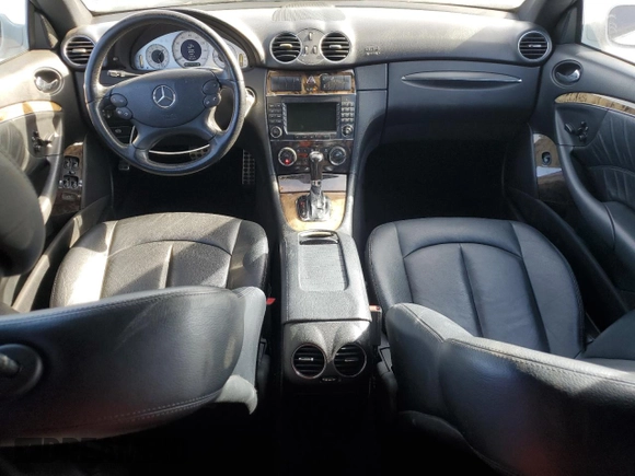 2007 Mercedes-Benz CLK 350 with VIN WDBTJ56H37F212272, listed as a Copart auction lot 79571694 with 171,877 mi miles and Salvage Title. Bid and sale history available at DreamBid. Image 8.