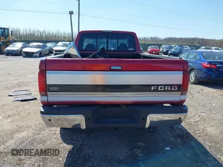 1995 Ford F-250 with VIN 1FTHX26FXSKA04618, listed as a IAAI auction lot 42005763 with 365,853 mi miles. Bid and sale history available at carsss.com. Image 17.