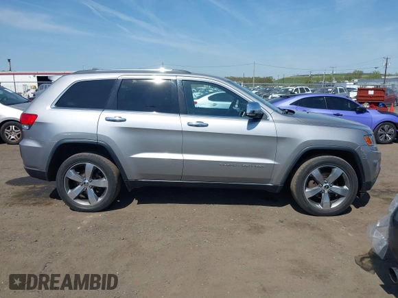 2014 Jeep Grand Cherokee Limited with VIN 1C4RJFBG7EC395138, listed as a IAAI auction lot 42117356 with 202,995 mi miles. Bid and sale history available at carsss.com. Image 13.