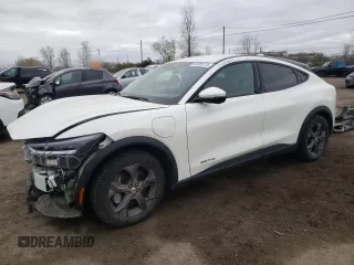 2022 Ford Mustang Mach-E Select z VIN 3FMTK1SS1NMA48621, wystawiony jako Copart lot #56205175 z przebiegiem 57 291 mil mil oraz Szkoda całkowita • Salvage title. Historia ofert i sprzedaży dostępna na DreamBid. Obrazek 1.