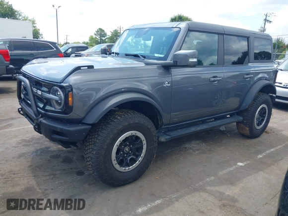 2024 Ford Bronco Outer Banks z VIN 1FMDE8BHXRLA40761, wystawiony jako IAAI lot #42704734 z przebiegiem 22 706 mil mil oraz . Historia ofert i sprzedaży dostępna na DreamBid. Obrazek 2.