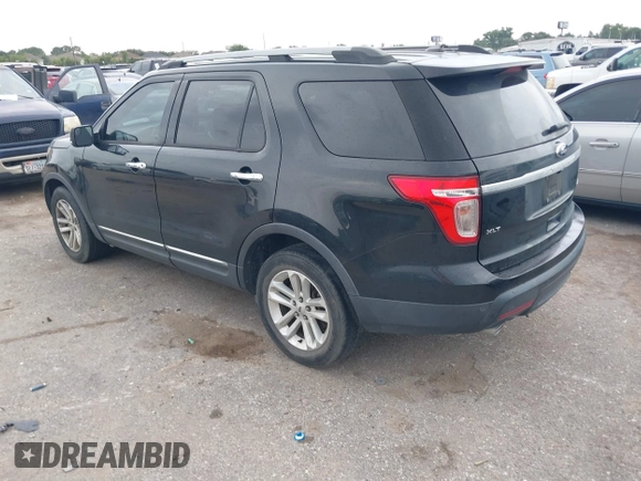 2014 Ford Explorer XLT with VIN 1FM5K7D88EGB89449, listed as a IAAI auction lot 42541102 with 180,205 mi miles and . Bid and sale history available at DreamBid. Image 3.