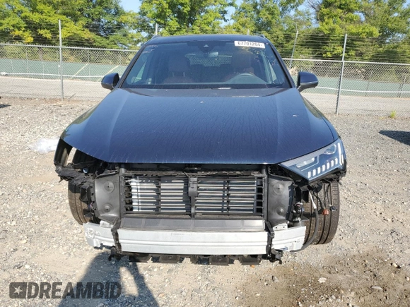2024 Audi Q7 Premium Plus with VIN WA1LCBF71RD002800, listed as a Copart auction lot 67701204 with 4,920 mi miles and Salvage title. Bid and sale history available at DreamBid. Image 5.