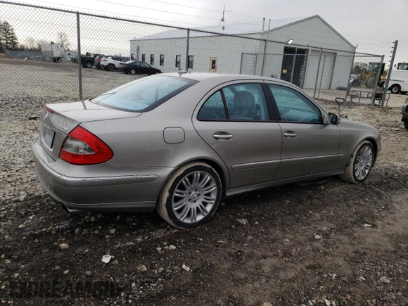 2007 Mercedes-Benz E-Class 3.5L with VIN WDBUF87X17B123174, listed as a Copart auction lot 48057505 with 117,666 mi miles and Salvage Title. Bid and sale history available at carsss.com. Image 3.