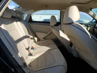 2016 Volkswagen Passat SE z VIN 1VWBT7A35GC041991, wystawiony jako Copart lot #88975575 z przebiegiem 117 300 mil mil oraz Szkoda całkowita • Salvage title. Historia ofert i sprzedaży dostępna na DreamBid. Obrazek 10.