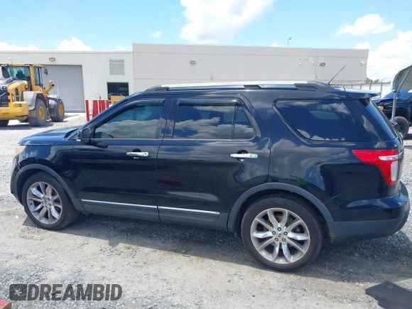 2011 Ford Explorer XLT with VIN 1FMHK7D88BGA82345, listed as a IAAI auction lot 42242222 with 203,672 mi miles and . Bid and sale history available at DreamBid. Image 14.