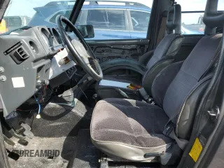 1986 Suzuki Samurai z VIN JS3JC51V8G4110639, wystawiony jako Copart lot #75466894 z przebiegiem Nie podano mil oraz Szkody całkowita. Historia ofert i sprzedaży dostępna na DreamBid. Obrazek 7.