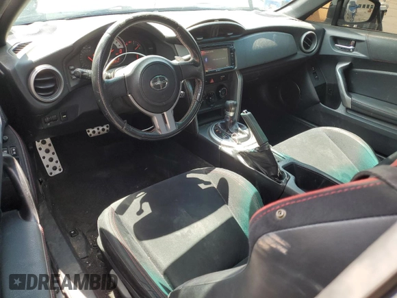 2015 Scion FR-S z VIN JF1ZNAA12F8707784, wystawiony jako Copart lot #56248735 z przebiegiem 119 679 mil mil oraz Szkoda całkowita • Salvage title. Historia ofert i sprzedaży dostępna na DreamBid. Obrazek 8.