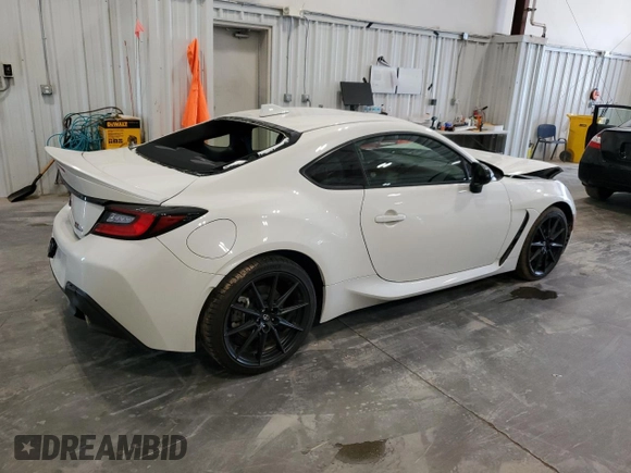 2023 Toyota GR86 Premium with VIN JF1ZNBE11P9758723, listed as a Copart auction lot 61922664 with 11,939 mi miles and Non Repairable. Bid and sale history available at carsss.com. Image 3.