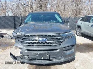 2023 Ford Explorer XLT with VIN 1FMSK8DH5PGA18458, listed as a IAAI auction lot 41619596 with 39,727 mi miles. Bid and sale history available at carsss.com. Image 13.