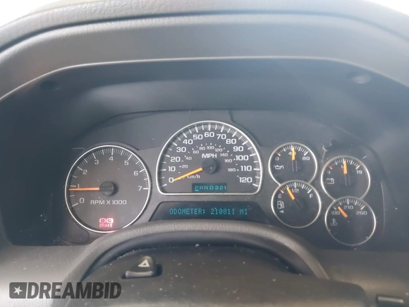 2003 GMC Envoy SLE with VIN 1GKDT13SX32319740, listed as a IAAI auction lot 41923578 with 210,811 mi miles. Bid and sale history available at carsss.com. Image 7.