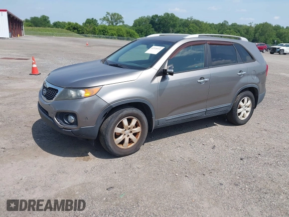 2011 Kia Sorento LX with VIN 5XYKT4A1XBG061125, listed as a IAAI auction lot 42576972 with 201,187 mi miles and . Bid and sale history available at DreamBid. Image 2.