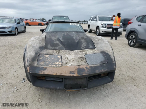 1981 Chevrolet Corvette with VIN 1G1AY8760BS416426, listed as a Copart auction lot 76750144 with 0 mi miles and Non Repairable. Bid and sale history available at carsss.com. Image 5.