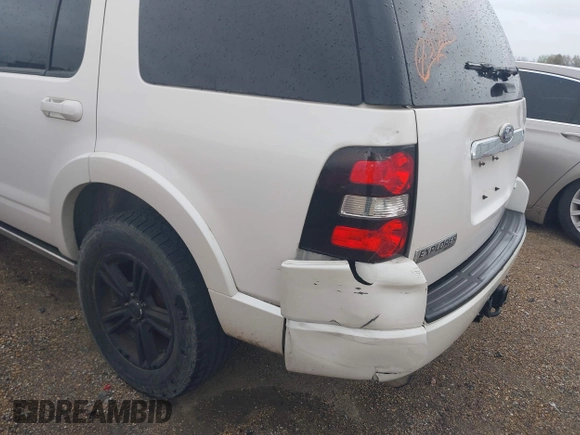 2010 Ford Explorer Limited with VIN 1FMEU7F89AUA75768, listed as a IAAI auction lot 41799783 with 224,293 mi miles. Bid and sale history available at carsss.com. Image 6.
