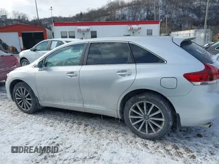 2013 Toyota Venza LE with VIN 4T3BK3BB0DU079593, listed as a IAAI auction lot 41378312 with 134,895 mi miles. Bid and sale history available at carsss.com. Image 14.