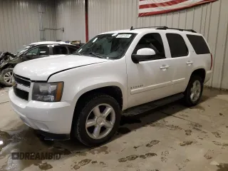 2009 Chevrolet Tahoe 1LT z VIN 1GNFK23009R103334, wystawiony jako Copart lot #44081455 z przebiegiem 169 643 mil mil oraz Czysty tytuł • Clean title. Historia ofert i sprzedaży dostępna na DreamBid. Obrazek 1.