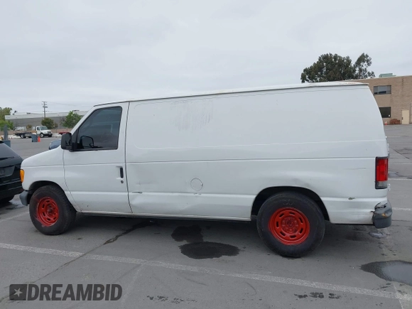 2006 Ford Econoline Cargo with VIN 1FTRE14W16HA85762, listed as a IAAI auction lot 42075835 with 88,491 mi miles. Bid and sale history available at carsss.com. Image 13.