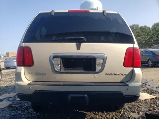 2006 Lincoln Navigator Luxury with VIN 5LMFU28526LJ27018, listed as a Copart auction lot 71225534 with 158,534 mi miles and Salvage Title. Bid and sale history available at carsss.com. Image 6.