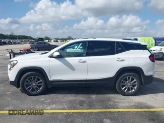 2024 GMC Terrain SLT with VIN 3GKALVEG2RL279907, listed as a IAAI auction lot 41951454 with 22,325 mi miles. Bid and sale history available at carsss.com. Image 14.