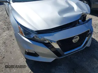 2020 Nissan Altima S with VIN 1N4BL4BV8LC216011, listed as a IAAI auction lot 41769075 with 106,180 mi miles and . Bid and sale history available at DreamBid. Image 18.