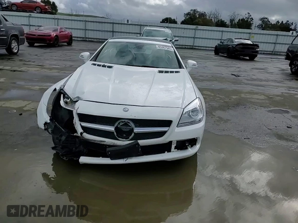 2016 Mercedes-Benz SLK 300 z VIN WDDPK3JA6GF118441, wystawiony jako Copart lot #45387565 z przebiegiem 40 442 mil mil oraz Szkoda całkowita • Salvage title. Historia ofert i sprzedaży dostępna na DreamBid. Obrazek 11.