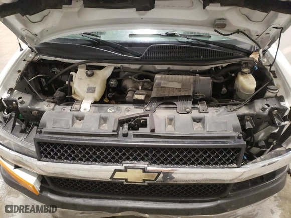 2017 Chevrolet Express Passenger LT with VIN 1GAZGPFG9H1139784, listed as a Copart auction lot 76957113 with 171,524 mi miles and Salvage Title. Bid and sale history available at carsss.com. Image 12.
