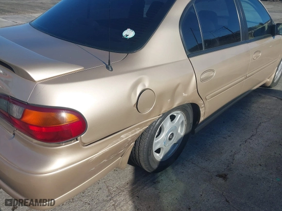 2001 Chevrolet Malibu LS with VIN 1G1NE52J41M674097, listed as a IAAI auction lot 41742386 with 44,514 mi miles. Bid and sale history available at carsss.com. Image 6.
