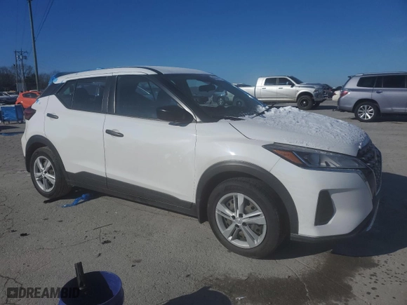 2022 Nissan Kicks S with VIN 3N1CP5BV5NL526071, listed as a Copart auction lot 46043125 with 43,544 mi miles and Salvage Title. Bid and sale history available at carsss.com. Image 4.