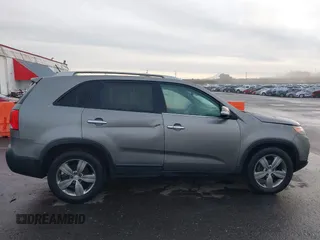 2013 Kia Sorento EX with VIN 5XYKUDA64DG320588, listed as a IAAI auction lot 41204828 with 164,146 mi miles. Bid and sale history available at carsss.com. Image 13.