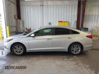 2017 Hyundai Sonata SE with VIN 5NPE24AFXHH585226, listed as a IAAI auction lot 42144165 with 191,037 mi miles and . Bid and sale history available at DreamBid. Image 14.