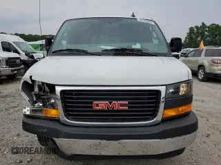 2024 GMC Savana Cargo z VIN 1GTW7AFP6R1163940, wystawiony jako Copart lot #59626435 z przebiegiem 16 183 mil mil oraz Czysty tytuł • Clean title. Historia ofert i sprzedaży dostępna na DreamBid. Obrazek 5.