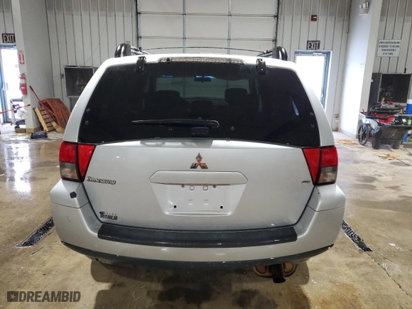 2006 Mitsubishi Endeavor Limited with VIN 4A4MN41S56E038838, listed as a Copart auction lot 42045565 with 173,205 mi miles and Salvage Title. Bid and sale history available at carsss.com. Image 6.