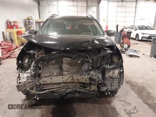 2018 Toyota RAV4 XLE with VIN 2T3RFREV3JW817989, listed as a IAAI auction lot 41636957 with 182,265 mi miles. Bid and sale history available at carsss.com. Image 13.