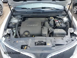 2013 Lincoln MKS with VIN 1LNHL9DK6DG600928, listed as a IAAI auction lot 42502424 with 194,015 mi miles and . Bid and sale history available at DreamBid. Image 10.