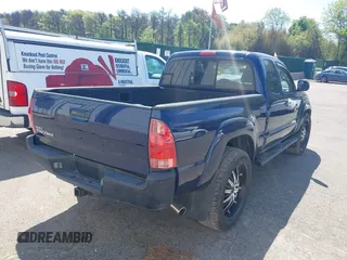 2006 Toyota Tacoma with VIN 5TEUX42N16Z239742, listed as a IAAI auction lot 42226684 with 157,059 mi miles and . Bid and sale history available at DreamBid. Image 4.