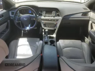 2015 Hyundai Sonata Sport z VIN 5NPE34AB4FH041375, wystawiony jako Copart lot #60552885 z przebiegiem 174 794 mil mil oraz Czysty tytuł • Clean title. Historia ofert i sprzedaży dostępna na DreamBid. Obrazek 8.