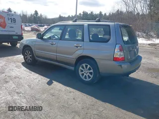 2007 Subaru Forester X w/Premium Pkg with VIN JF1SG65607H727290, listed as a IAAI auction lot 41795154 with 261,798 mi miles. Bid and sale history available at carsss.com. Image 3.