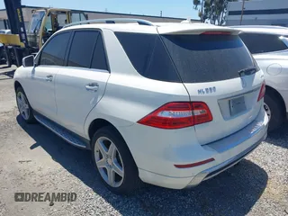 2014 Mercedes-Benz M 550 with VIN 4JGDA7DB5EA292311, listed as a IAAI auction lot 41680091 with 125,932 mi miles and . Bid and sale history available at DreamBid. Image 3.