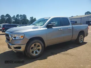 2022 Ram 1500 Big Horn z VIN 1C6RRFBG4NN226893, wystawiony jako Copart lot #56584425 z przebiegiem 124 726 mil mil oraz Szkoda całkowita • Salvage title. Historia ofert i sprzedaży dostępna na DreamBid. Obrazek 1.