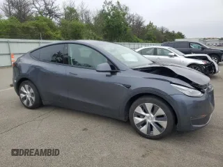 2021 Tesla Model Y Long Range z VIN 5YJYGDEE2MF204414, wystawiony jako Copart lot #59010585 z przebiegiem 56 371 mil mil oraz Szkoda całkowita • Salvage title. Historia ofert i sprzedaży dostępna na DreamBid. Obrazek 4.
