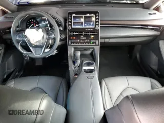 2022 Toyota Avalon XLE z VIN 4T1JZ1FB5NU078911, wystawiony jako Copart lot #67386182 z przebiegiem 6 941 mil mil oraz . Historia ofert i sprzedaży dostępna na DreamBid. Obrazek 8.