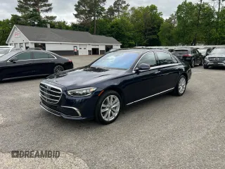2022 Mercedes-Benz S 500 z VIN W1K6G6DB2NA068179, wystawiony jako Copart lot #59617975 z przebiegiem 43 249 mil mil oraz Tytuł czysty. Historia ofert i sprzedaży dostępna na DreamBid. Obrazek 2.